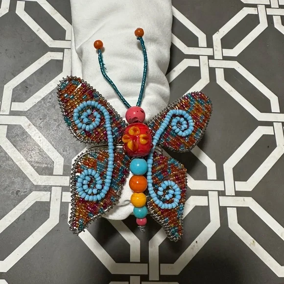 Pier 1 One Beads Beaded Art Glass Butterfly Napkin Ring Holders - Picture 5 of 6